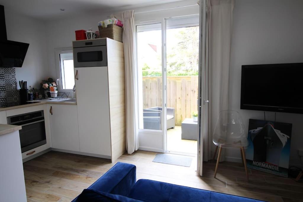 Appartement Avec Terrasse Privee, Plage A Pied Saint-Aubin-Sur-Mer  Εξωτερικό φωτογραφία
